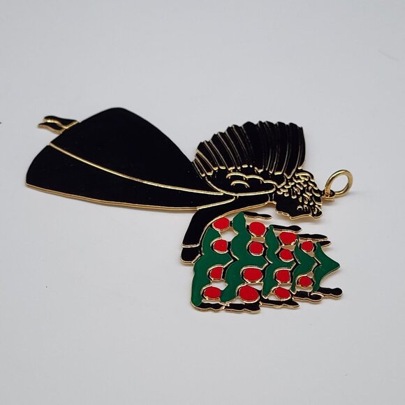 Metropolitan Museum of Arts MMA Brass Angel Holding Candles Christmas Ornament - Picture 3 of 7